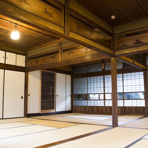 埼玉の住宅リペア業者に柱の細かなキズのリペアもお任せください